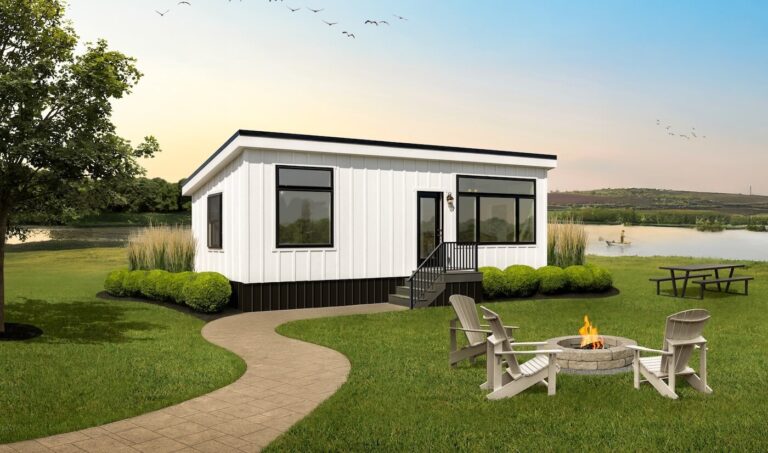 Saratoga Style 1 Exterior Front View