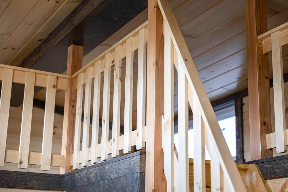 standard wood railing