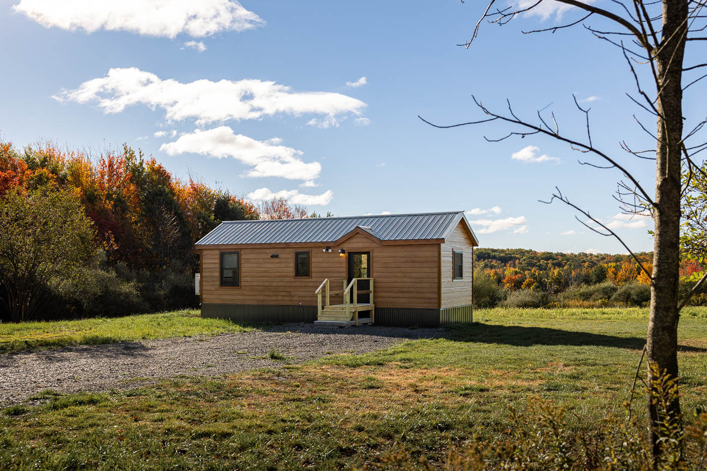 Beaverdam Style 1 exterior front of cabin