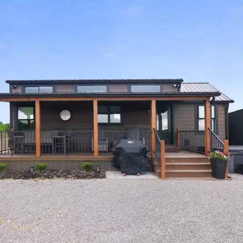 Beaverdam Style 2 with Porch Exterior Front View