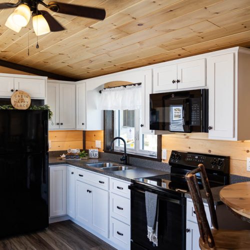 Kiononia Lodge Kitchen