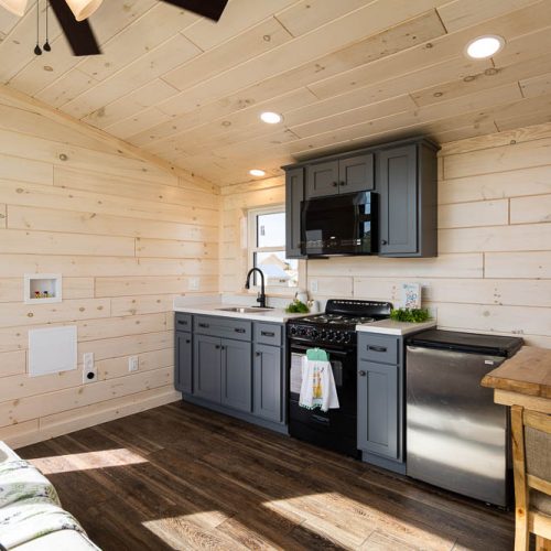 kitchen in a Saratoga by dwellity