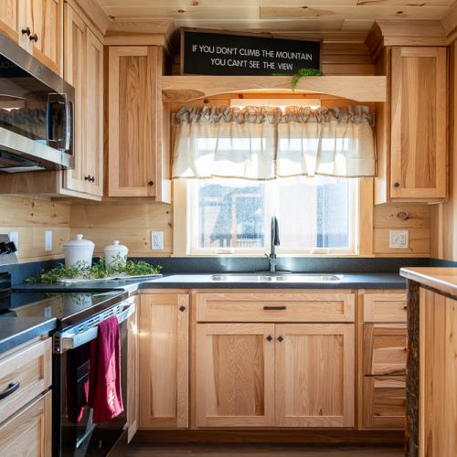 kitchen in a cedar ridge lodge 68100