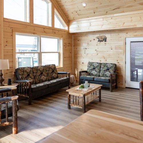 living room in a cedar ridge lodge 68035
